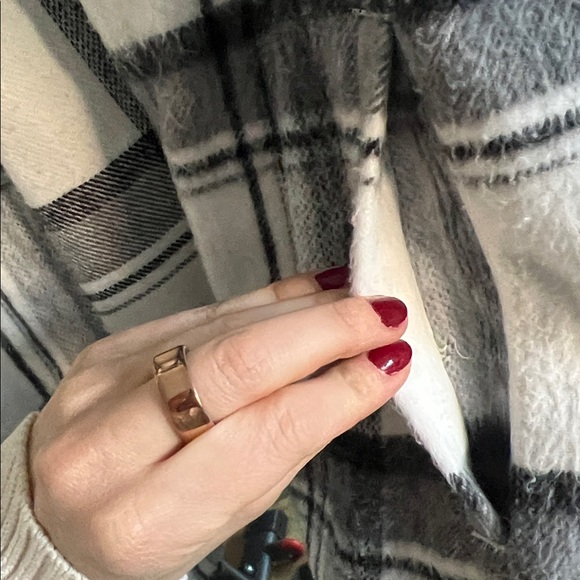 Carbon38 XS Plaid Oversized Jacket - Picture 5 of 9